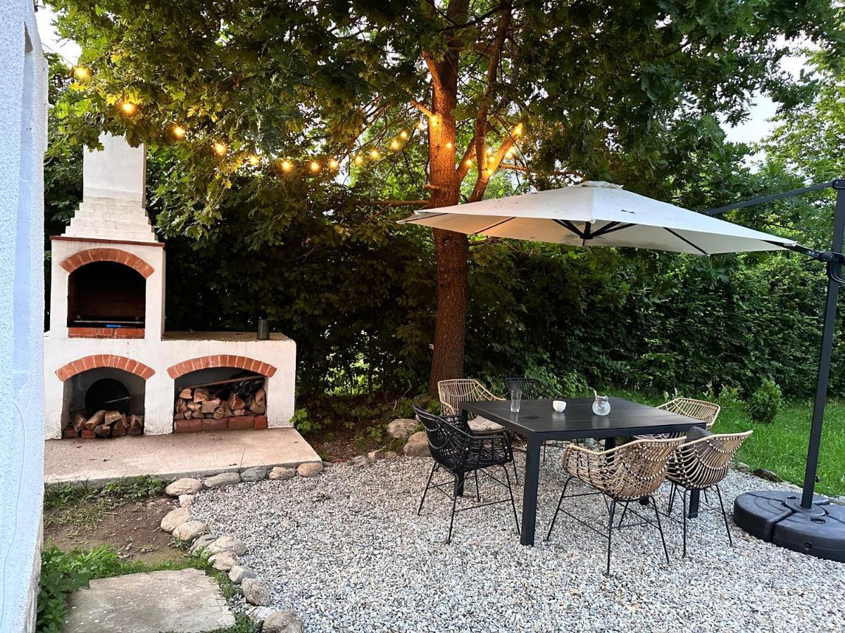 Villa Cuib Din Fagaras Avrig Exterior foto